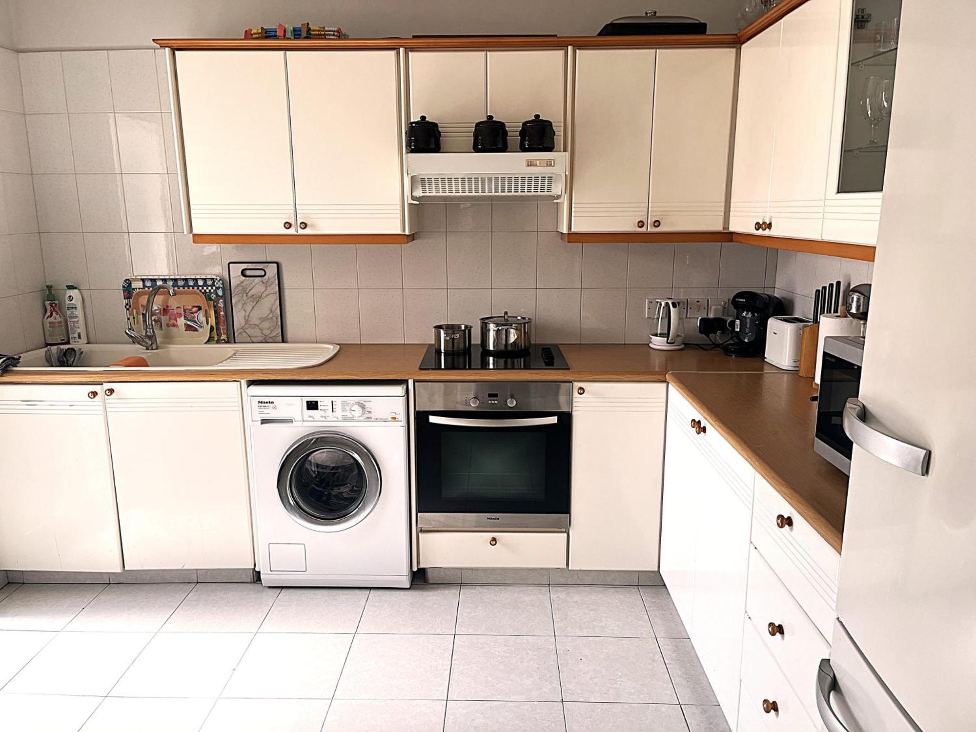 Cyprus-Grecian Sea Apartment Ларнака Екстериор снимка